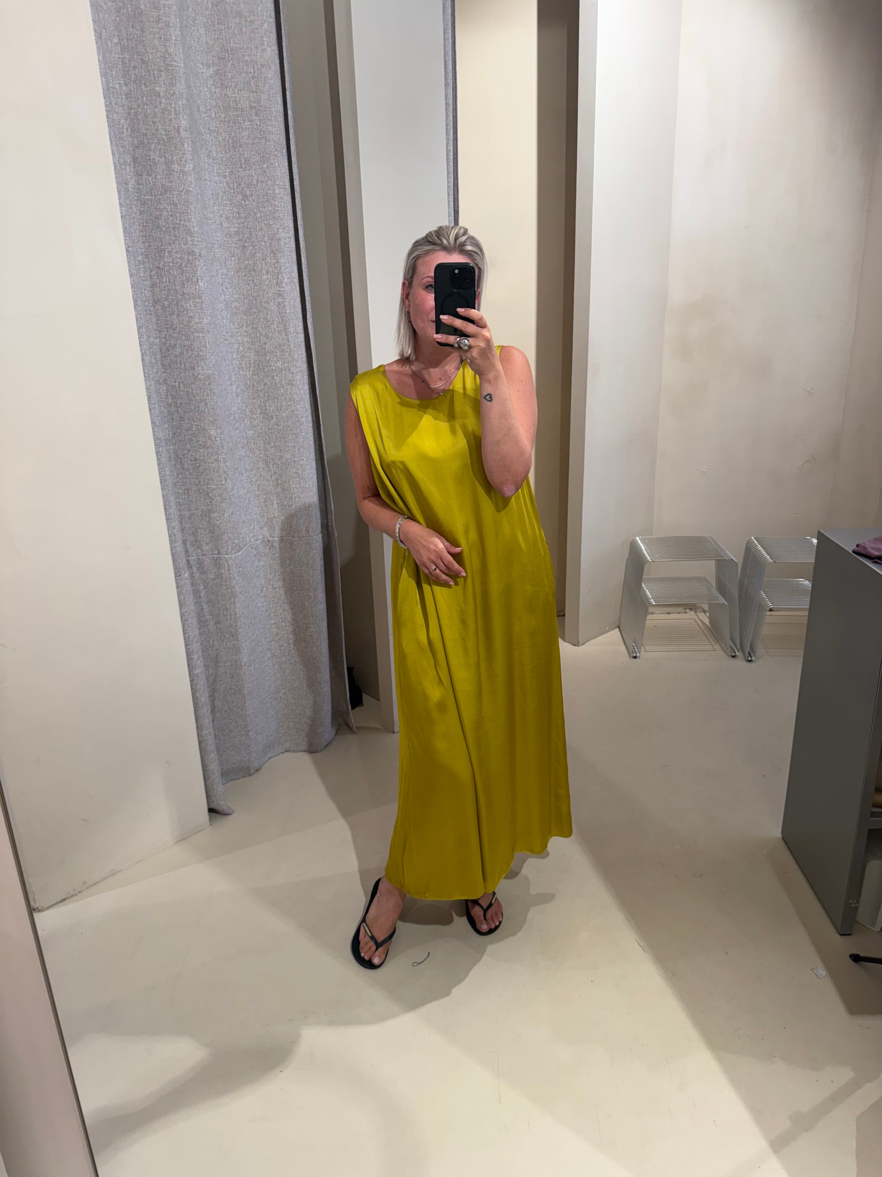 Kleed Julie