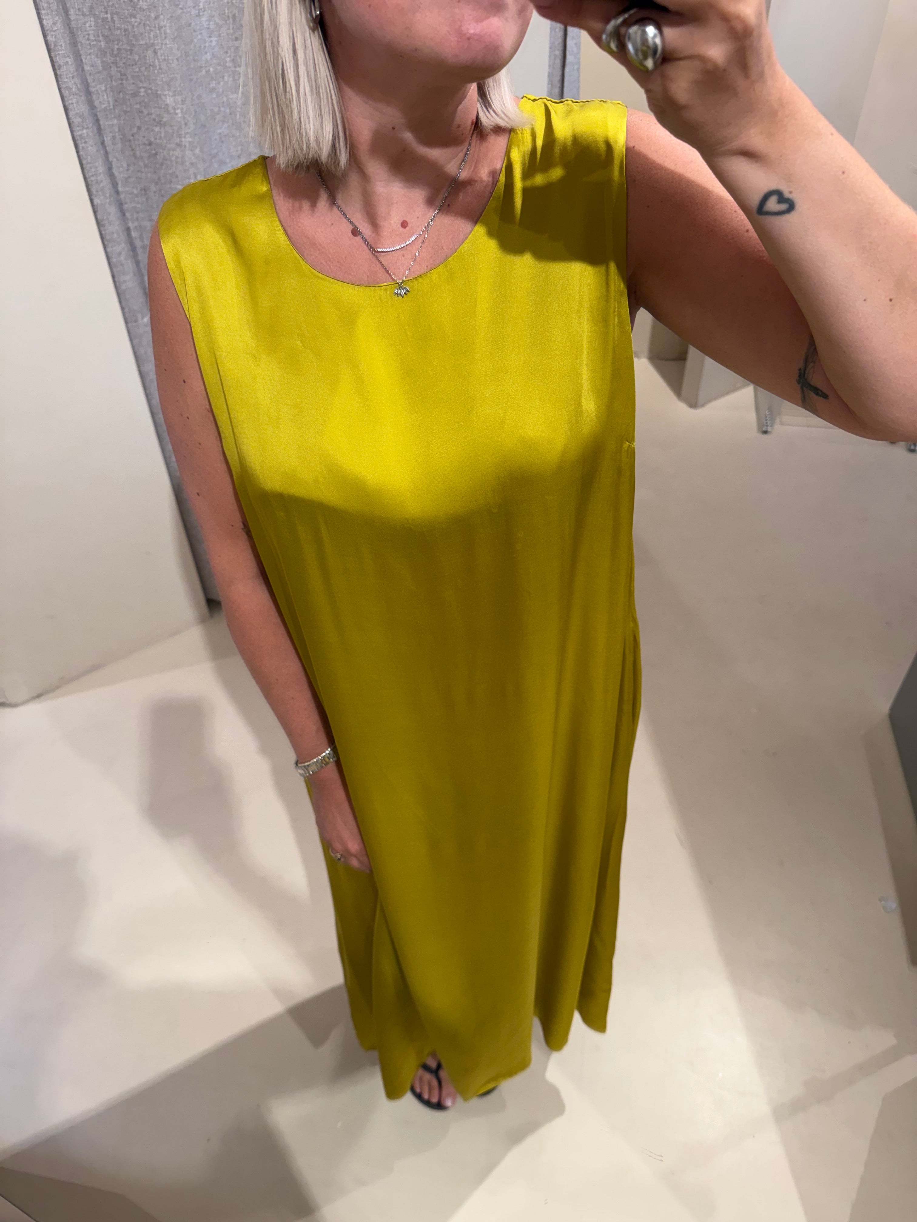 Kleed Julie