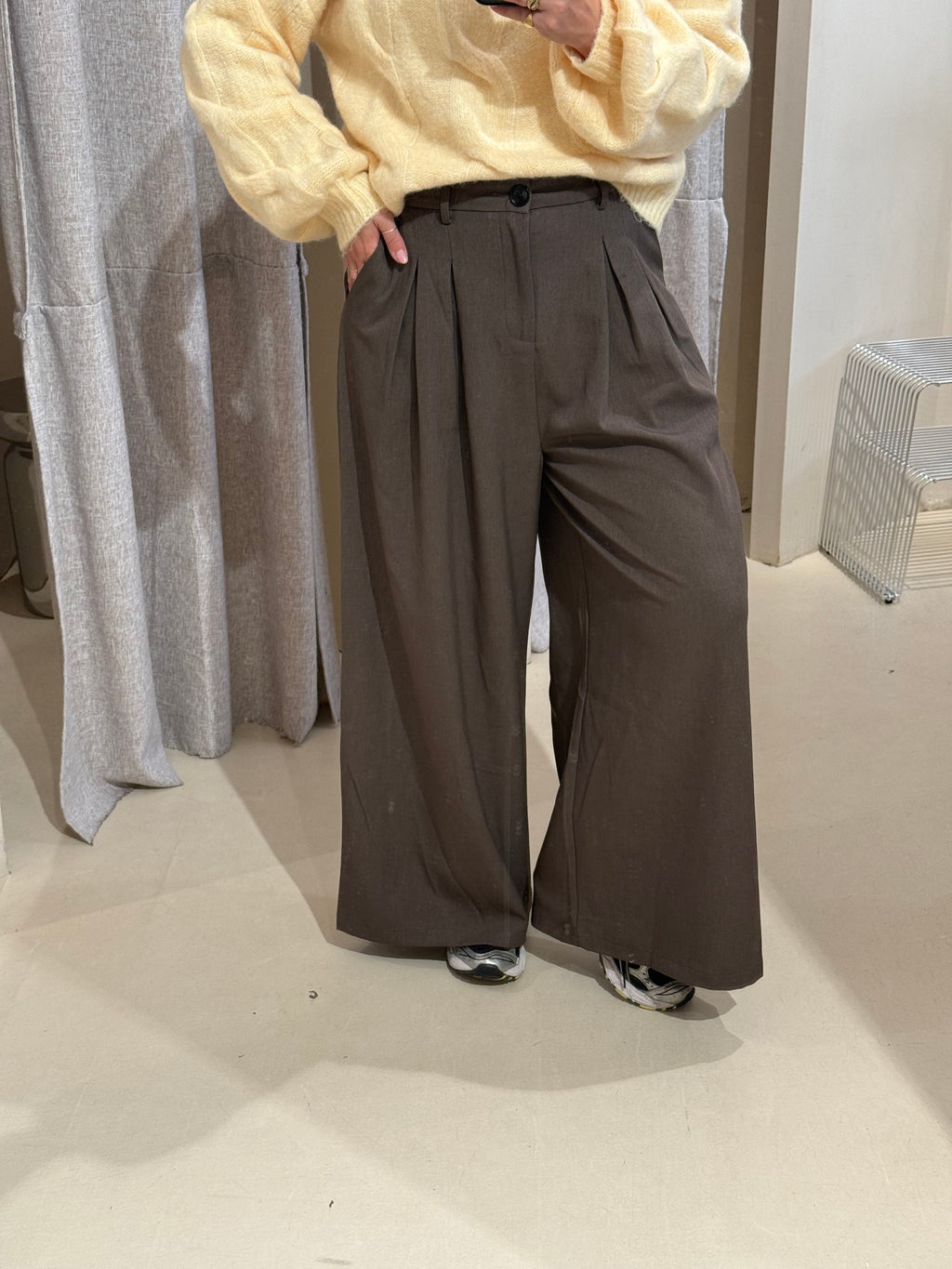 Broek Sarah