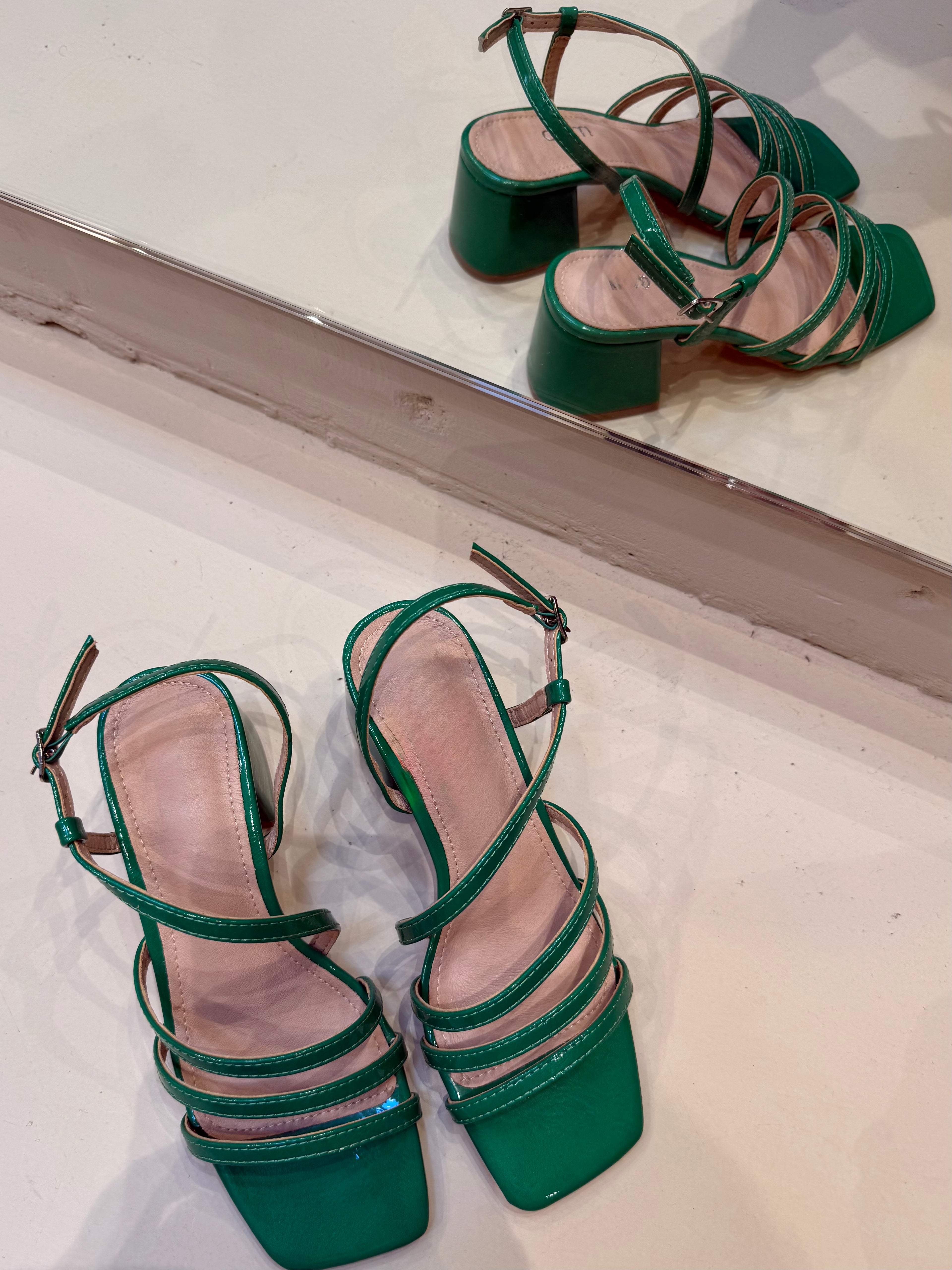 Schoenen Emma green